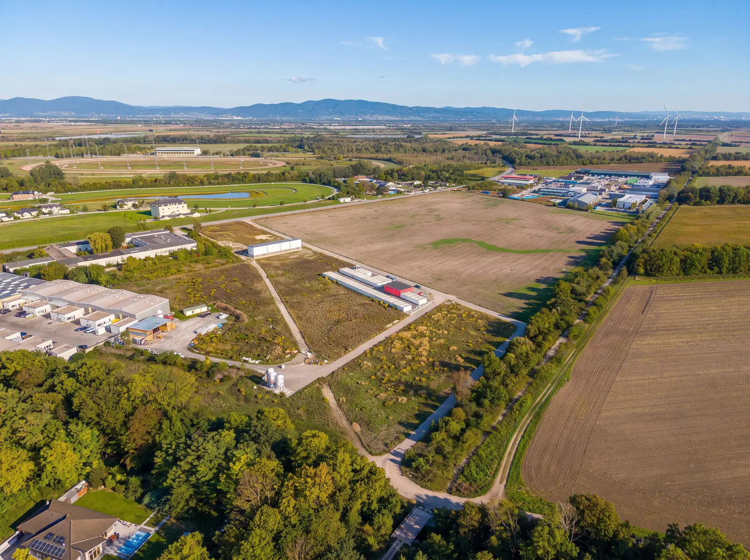 Ca. 6.768 m² Betriebsbaugrund beim Gewerbepark Nord – rund 15 Minuten zur SCS