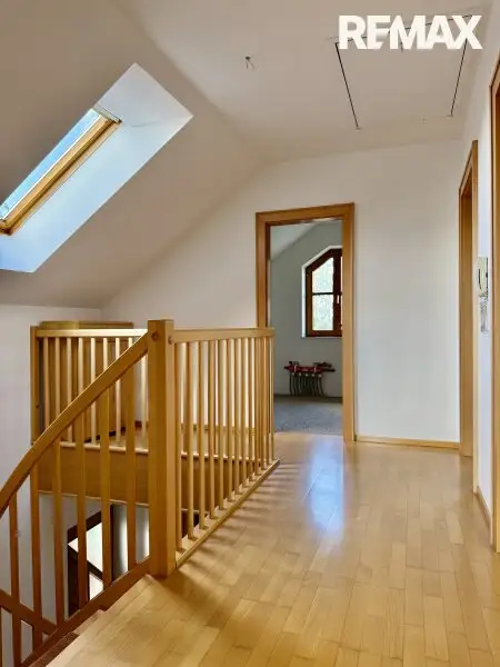 Seenahe Lage mit Badeplatz – Einfamilienhaus am Schloßsee (2. Reihe) inkl. Seezugang, ca. 125 m² Wfl.