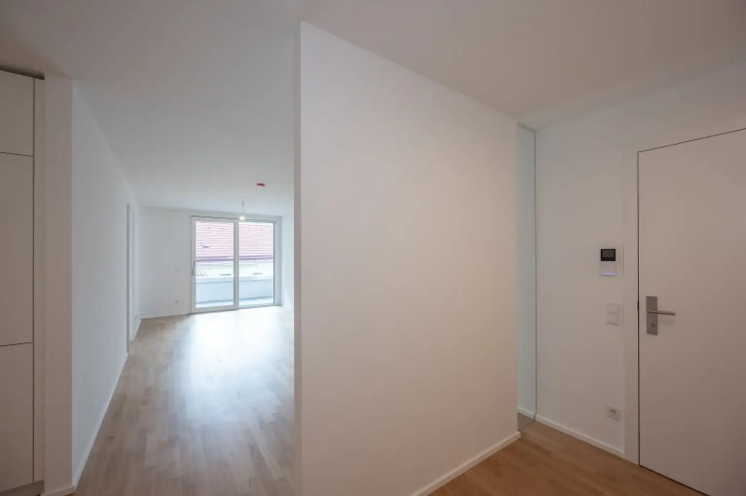 ++MOLLARD 50++ Moderne 2-Zimmer-Wohnung mitten im Herzen der Stadt (1/10)