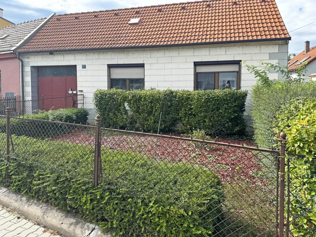 "Eckgrundstück - Haus/Bungalow mit schönem Garten!"