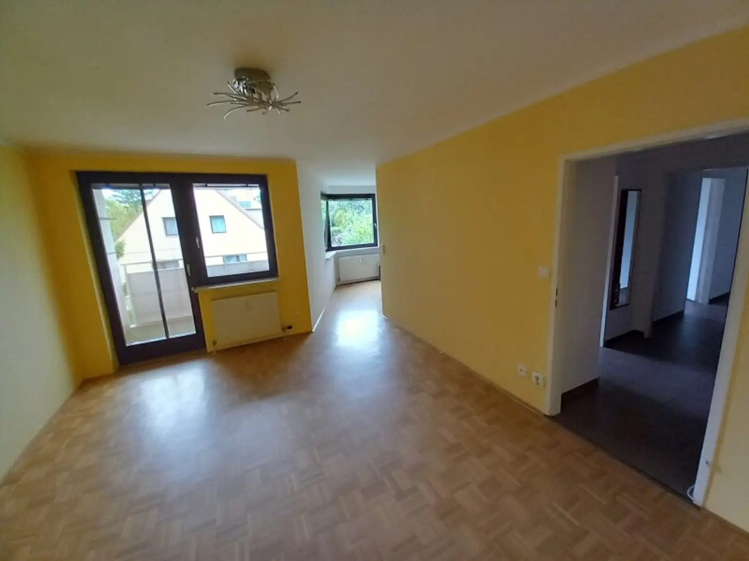 3 ZIMMER NEUBAUWOHNUNG MIT LOGGIA IN GRÜNRUHELAGE