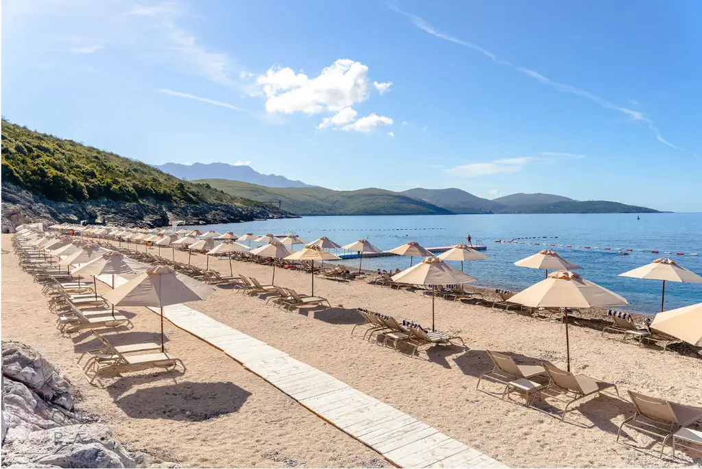 LUXURIÖSE GOLFOASE MIT PASSIVEM EINKOMMEN – INVESTIEREN SIE IN RESIDENCE 8-8, LUŠTICA BAY
HEIGHTS