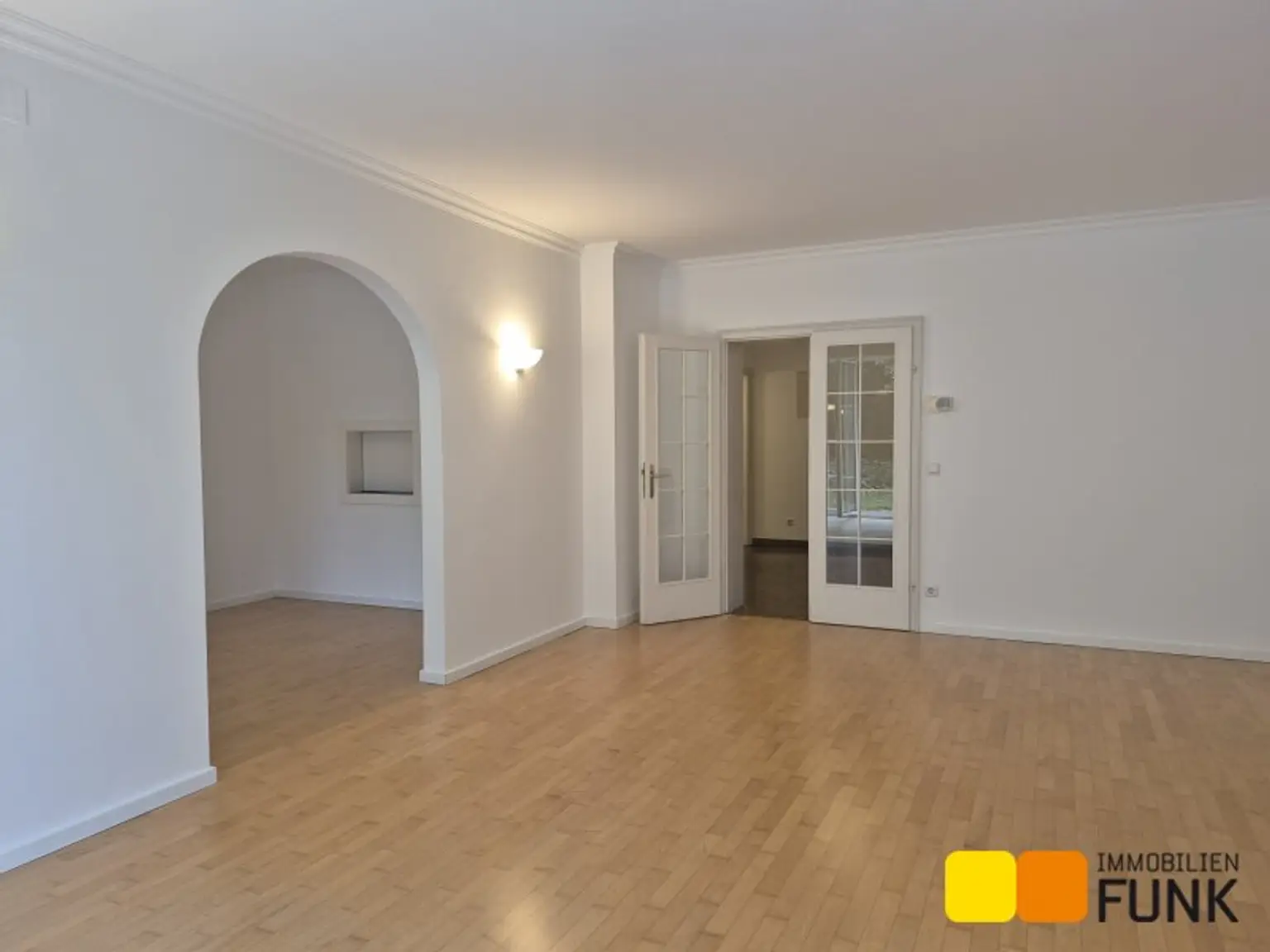 5-Zimmer Gartenwohnung mit 2-Zimmer-Einliegerwohnung