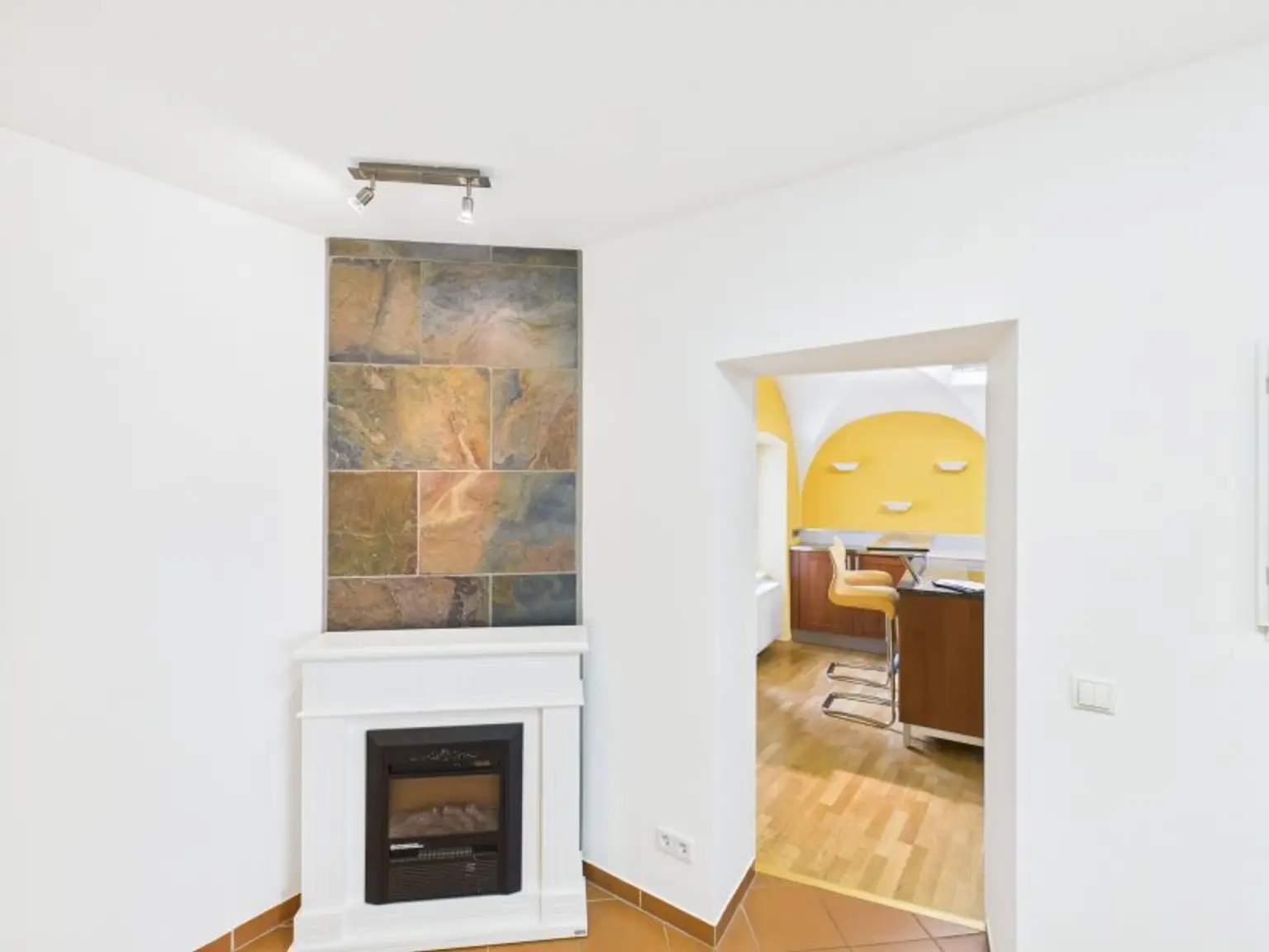 Moderne 2-Zimmer-Wohnung im Herzen von Baden- Jetzt entdecken!