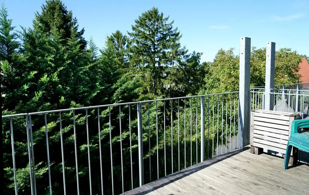 Moderne 1-Zimmerwohnung mit Balkon, Bj 2017, Renovierungsarbeiten notwendig – attraktiver Preis!
