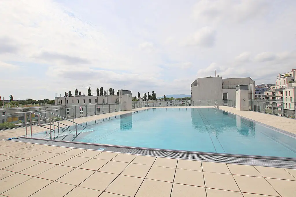 Perfekte 3-Zimmer Wohnung mit Balkon und Garagenplatz, ruhig, vollmöbliert