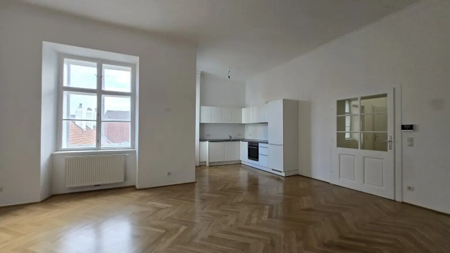 Super zentrale Innenstadtlage - ! ! ! 4.STOCK OHNE LIFT ! ! ! - Top-Zustand und ruhige Innenhofausrichtung