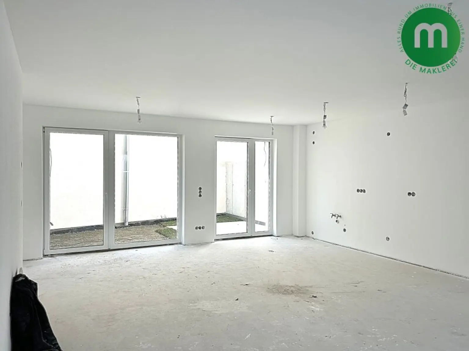 Exklusives Neubau-Reihenhaus in Klosterneuburg-Weidling – belagsfertige oder schlüsselfertige Übergabe möglich