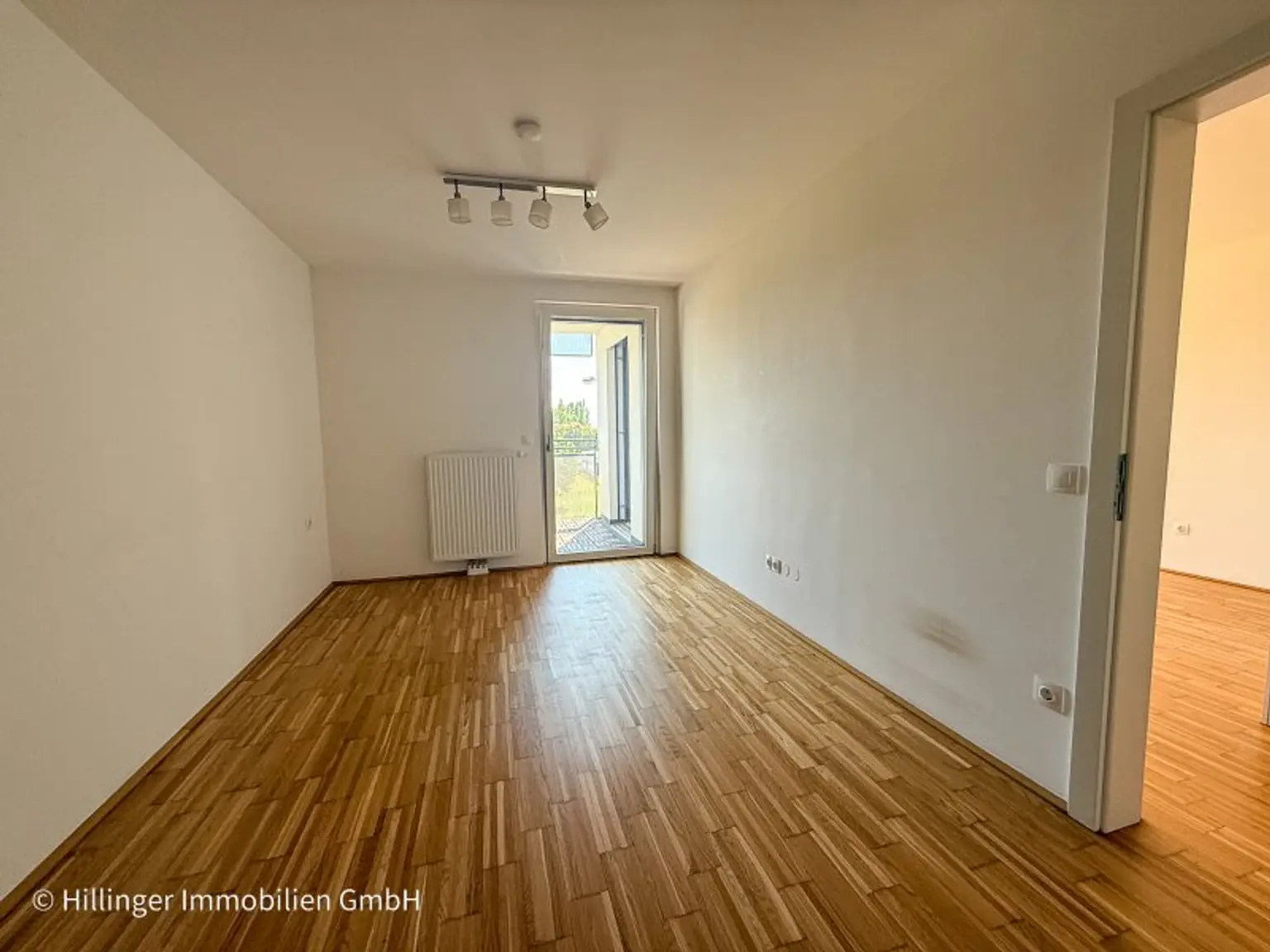 Großzügige 2-Zimmer Wohnung mit Loggia