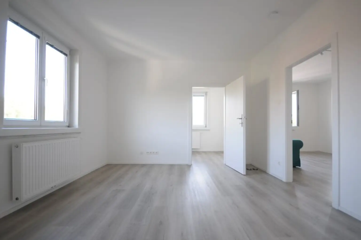 IDEALE 3,5 ZIMMER WOHNUNG - PERFEKTE RAUMAUFTEILUNG UND GEMEINSCHAFTSGARTEN