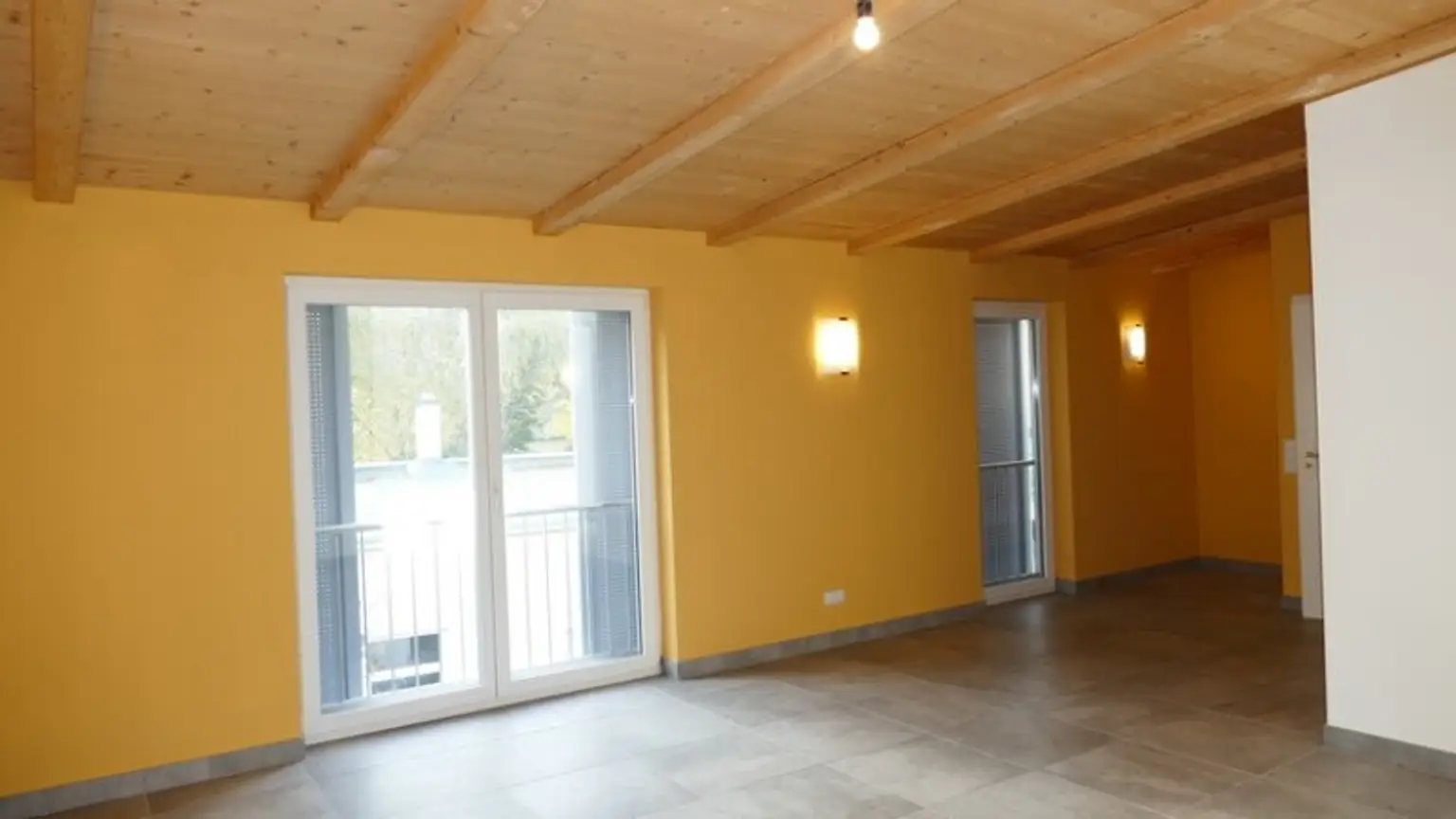 Sonnige ruhige 2-Zimmer Innenhof-Wohnung (Top 19)