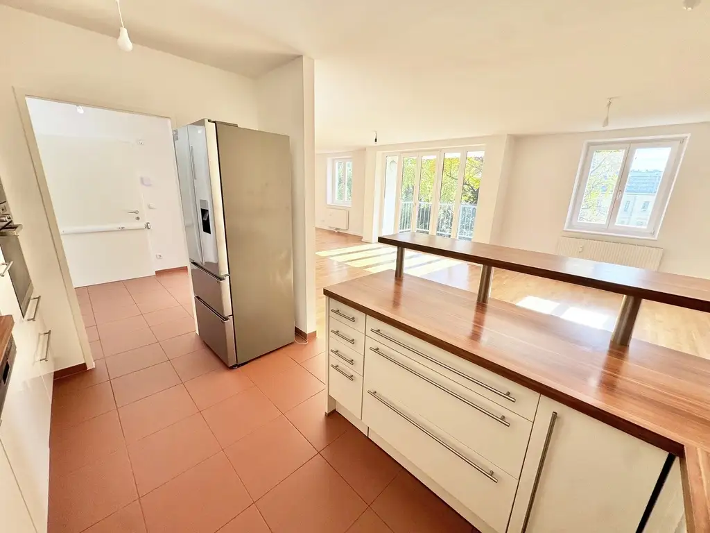 TRAUMHAFTE NEUBAUWOHNUNG IN GRÜN-RUHELAGE | HELLE 4 ZIMMER MIT BALKON | TOPLAGE