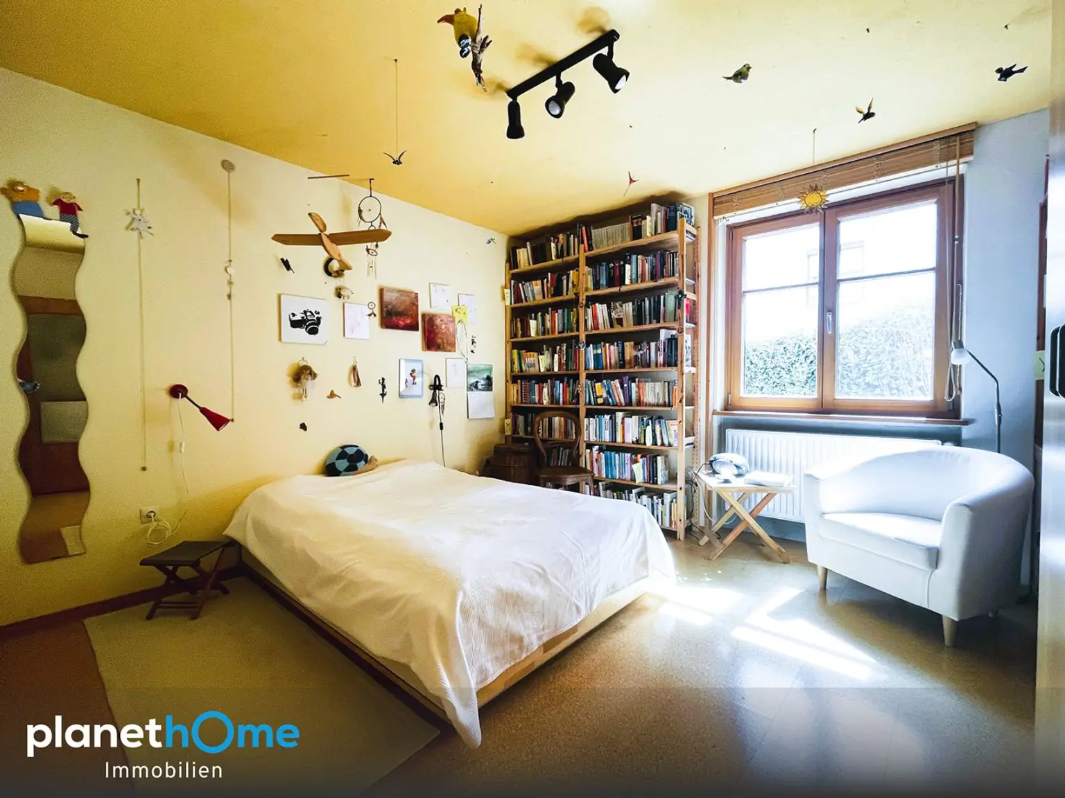 Schlafzimmer 1