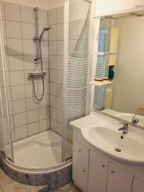 " ++ AltbauFlair  ++"