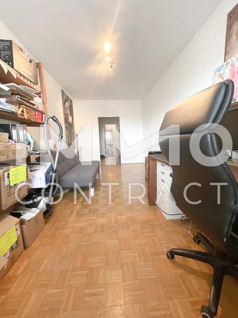 WARMMIETE! IDEALE WG ODER FAMILIENWOHNUNG  MIT LOGGIA! 4 ZIMMER + SEPARATE KÜCHE!