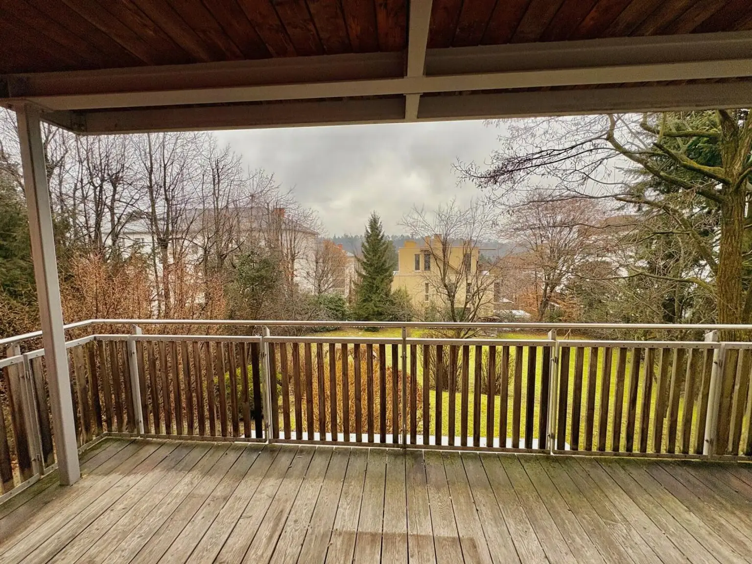 Terrasse in den Süd-Osten