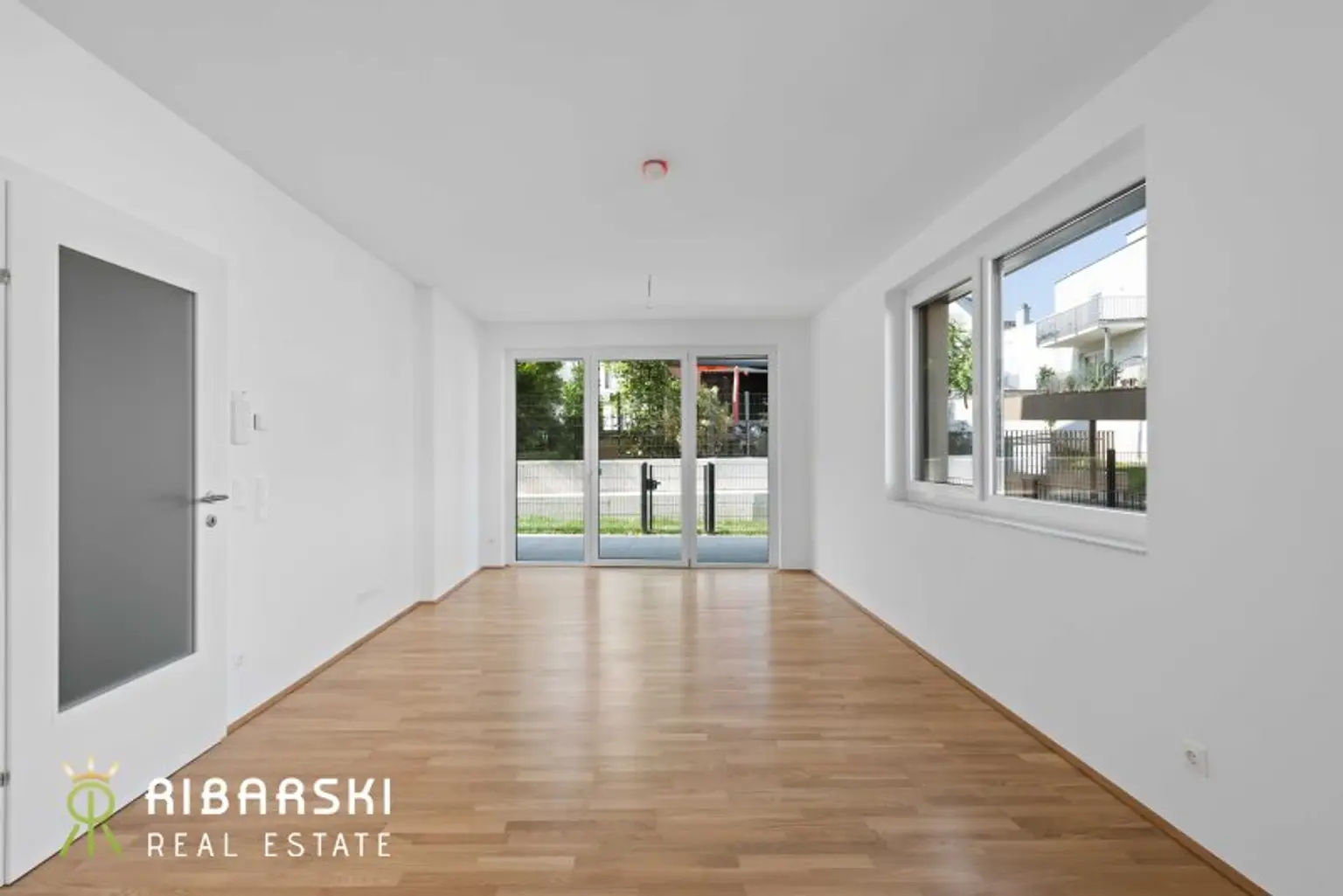 PROVISIONSFREI inkl. 1 TG Platz - Wohnen in Verbundenheit - Raumwunder mit großer nordseitiger Terrasse - B Top 1