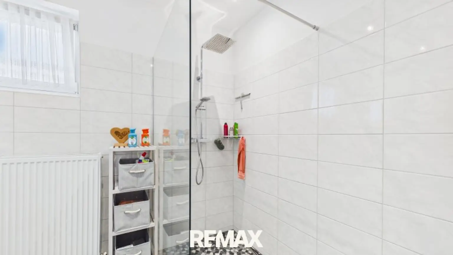 Badezimmer Erdgeschoss