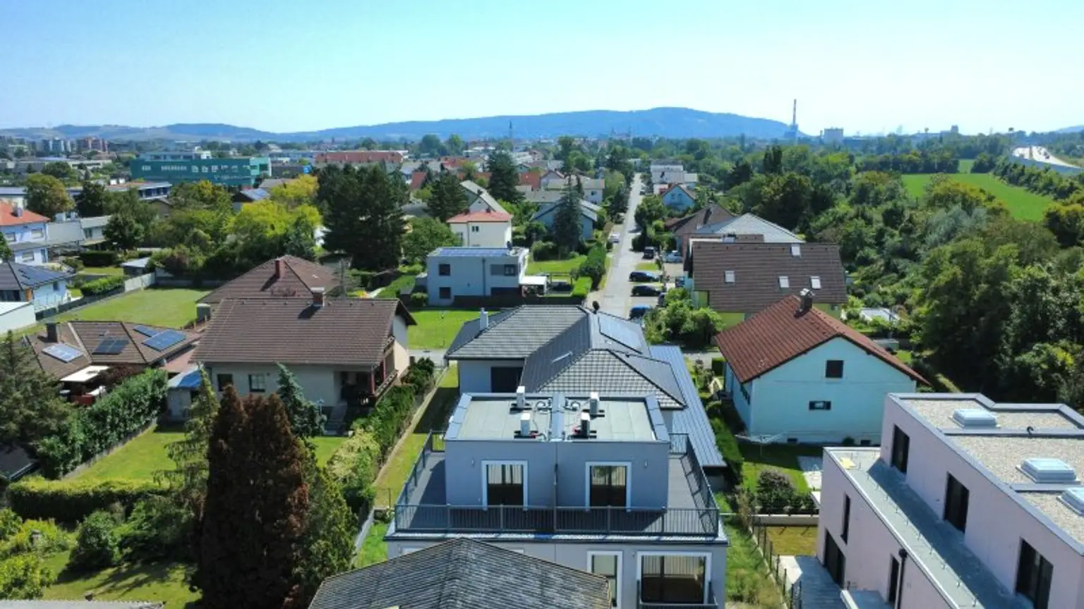 Schlüsselfertige Doppelhaushälfte mit Garten und Dachterrasse – Erstklassige Ausstattung und hochwertige Bauqualität