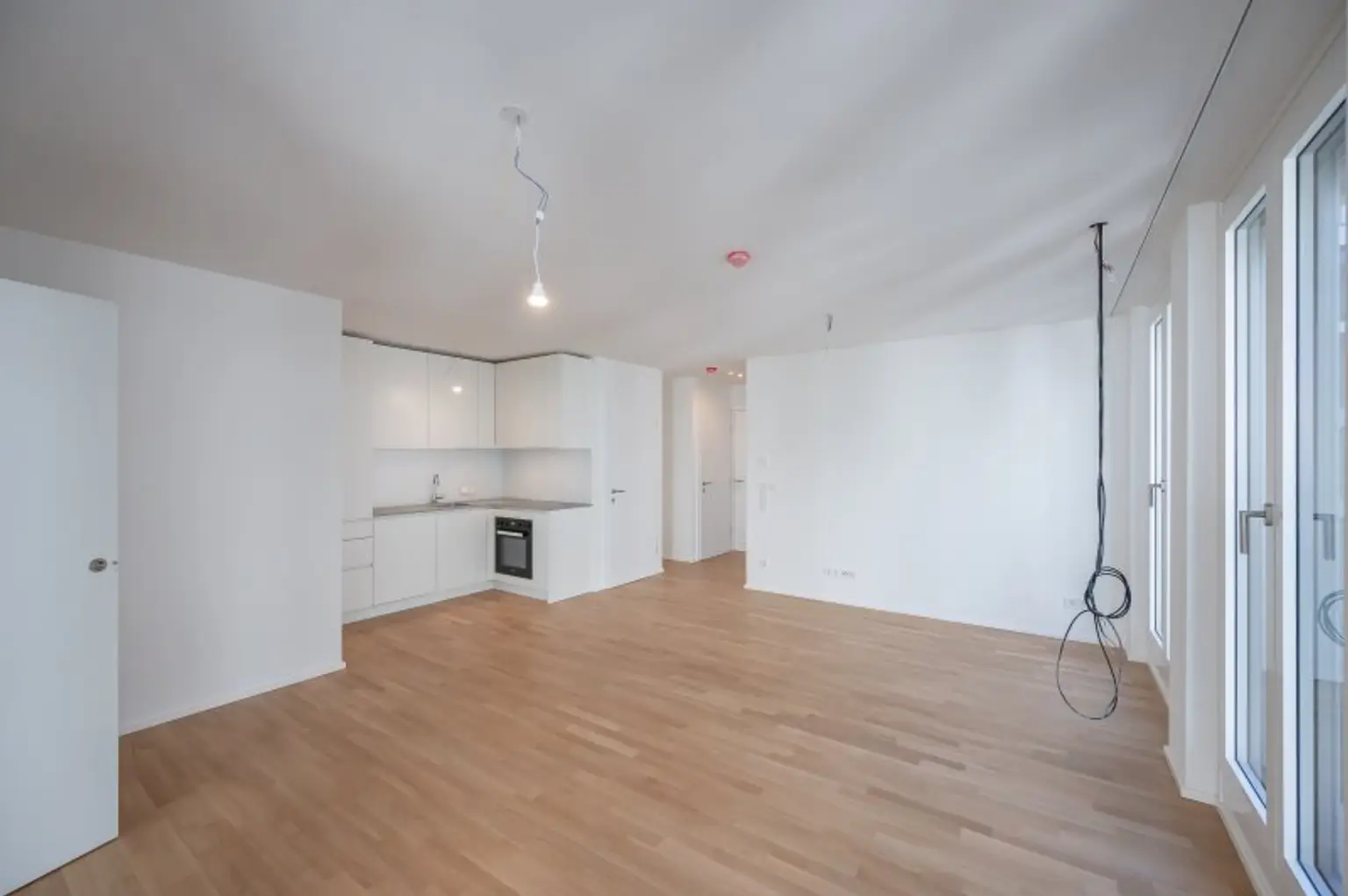 ++MOLLARD 50++ Exclusive 3-room apartment right in the heart of the city (3/3)