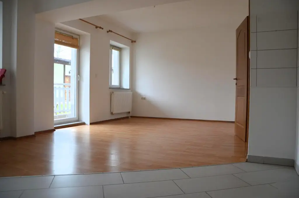 2 Raumwohnung mit Terrasse