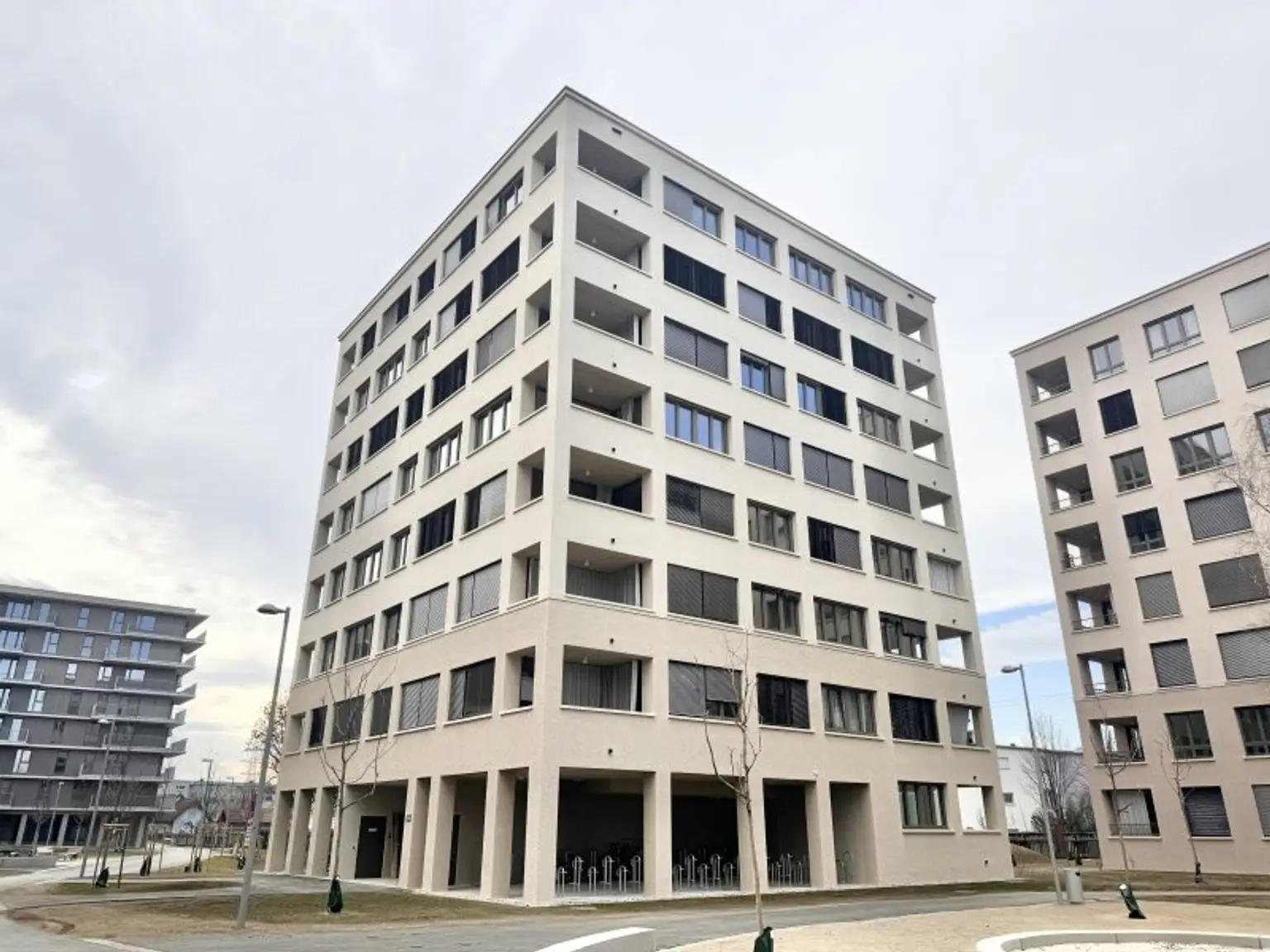 VERFÜGBAR AB 01.07.2025 - TOP MODERNE 2 ZIMMER WOHNUNG im NEUEN JAKOMINI VERDE