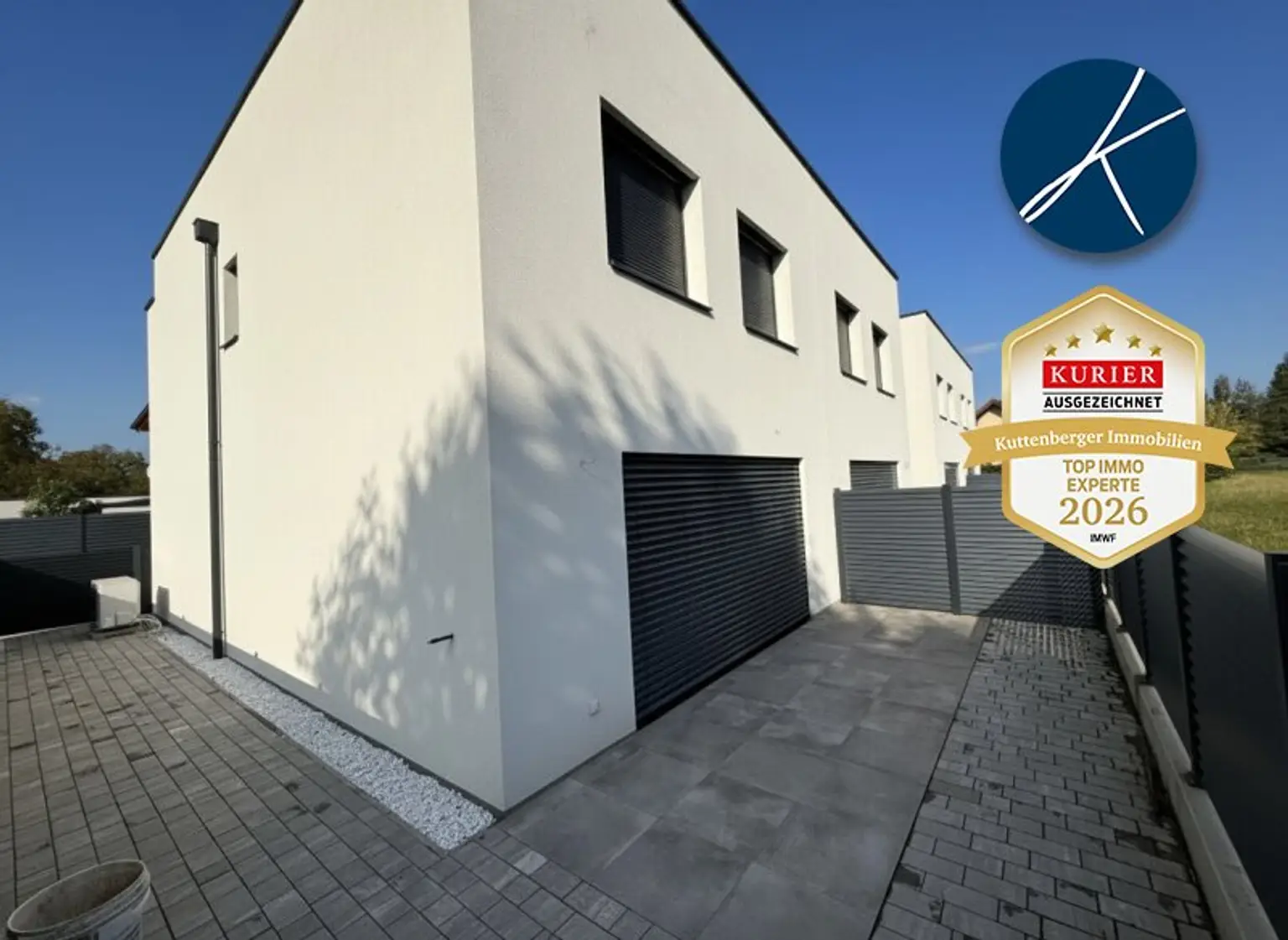 Moderne Doppelhaushälfte mit großen Terrassen & Top Ausstattung!