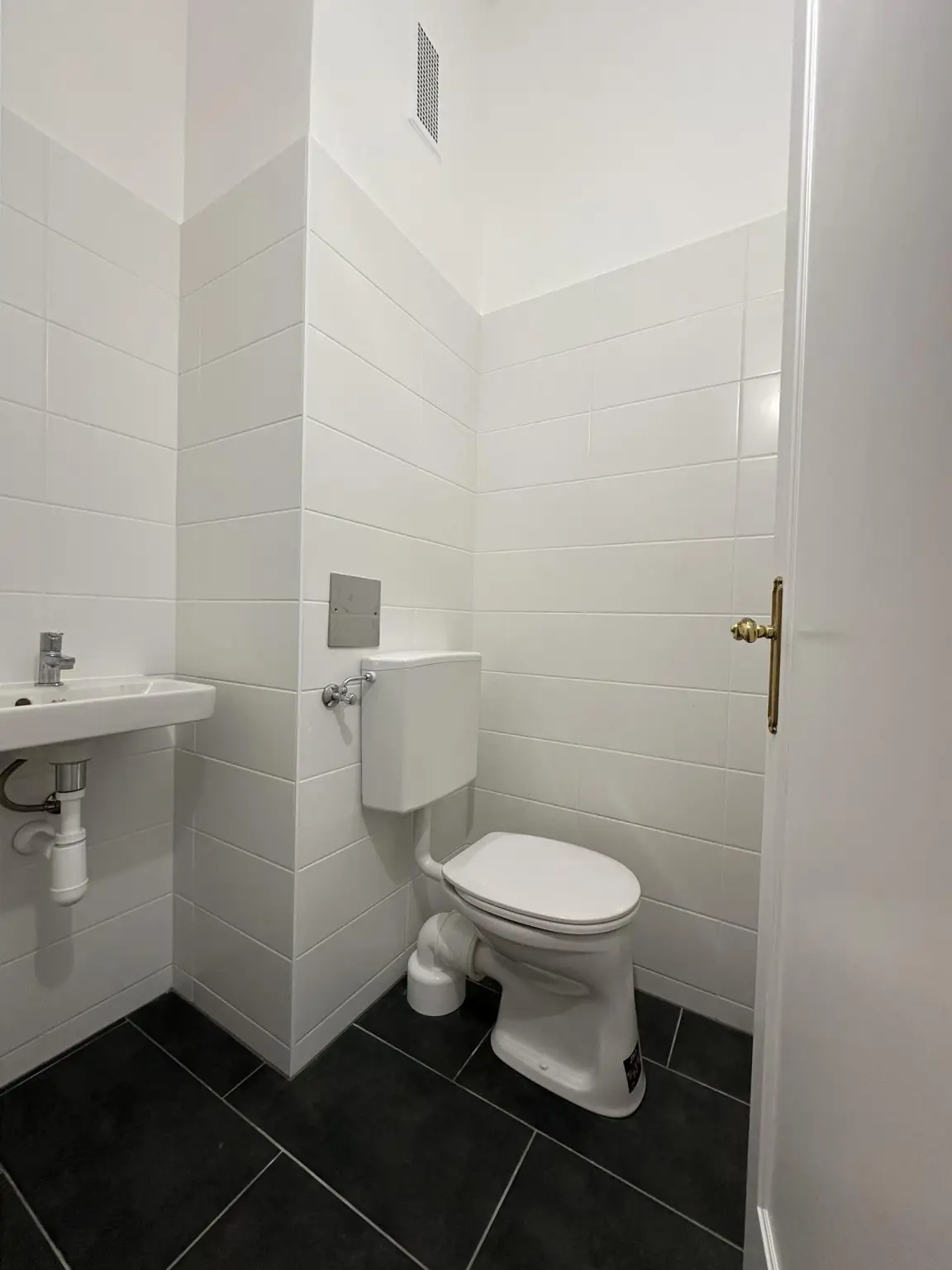 4 ZIM.WHG MIT BLICK IN RUHIGEN INNENHOF/LIFT/TIEFGARAGE