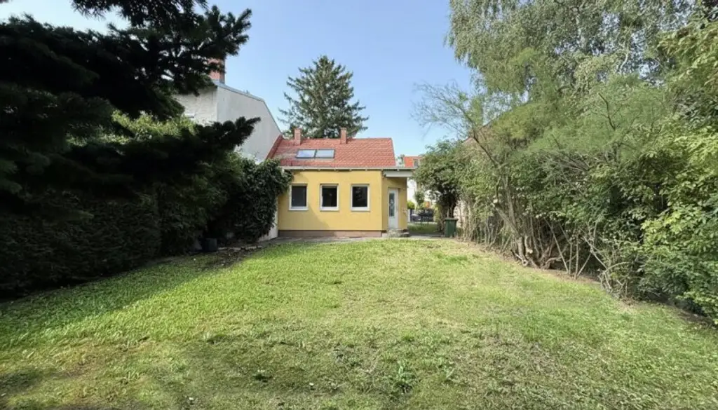 Mach was draus! Seltene Gelegenheit: Refugium in Ruhelage nahe Napoleonwald