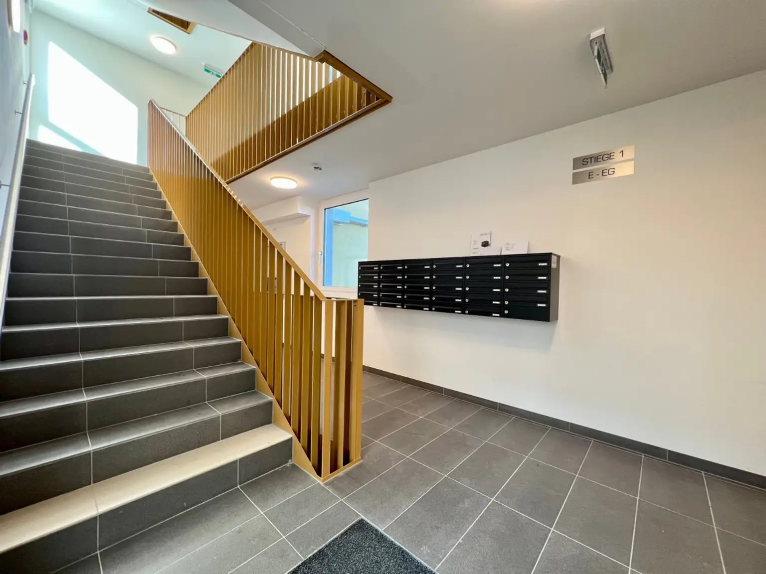 Stiegenhaus2 | ++ NEUBAUWOHNUNG in TULLN ++ ZWEI Zimmer mit BALKON | Prima Service Immobilien