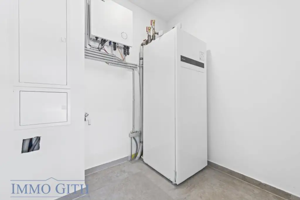 EXKLUSIVES TOWNHOUSE MIT GARTEN, PV-ANLAGE & DESIGNAUSSTATTUNG ZU KAUFEN – WIEN DIREKT VOR DER TÜR