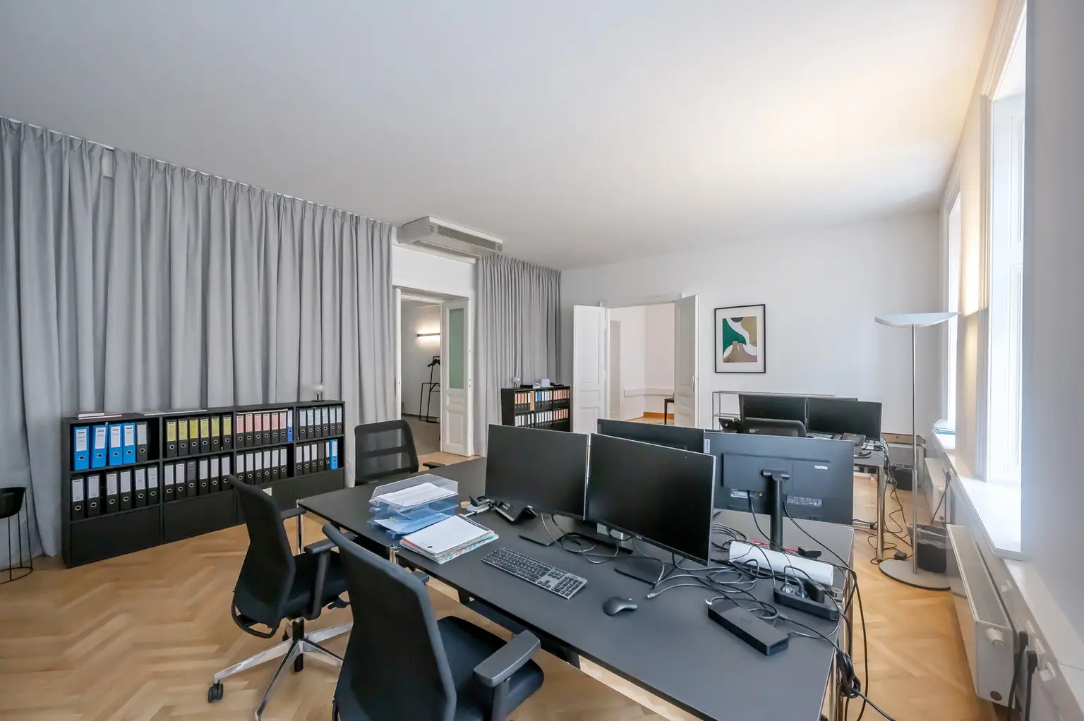 Modernes, voll ausgestattetes Büro zur Untermiete – zentral & flexibel