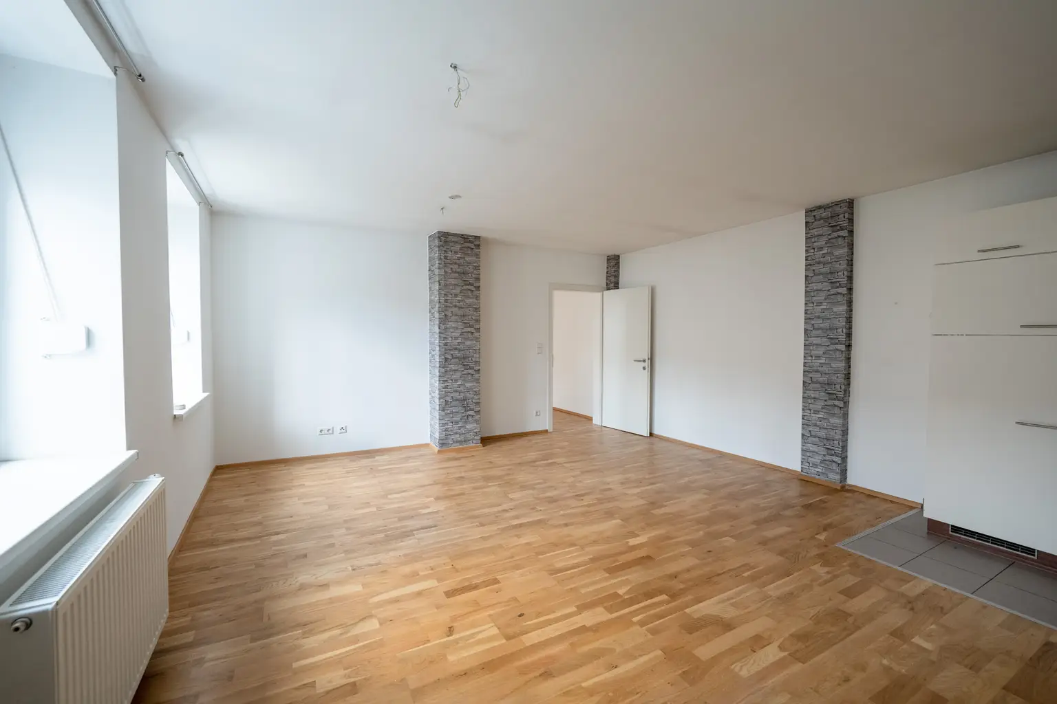 ** Großzügige 3 Zimmerwohnung im Pallischhof mit Terrasse und Kellerabteil **PROVISIONSFREI** TOP 4 **