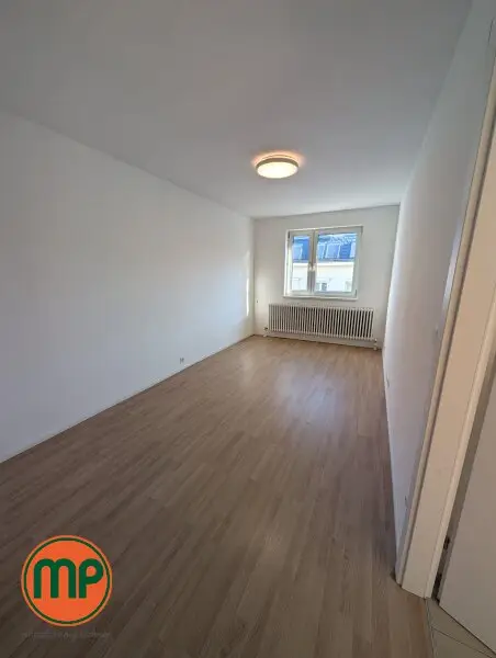 helle 3 Zimmerwohnung mit Loggia im Herzen von Döbling - Sie können sofort einziehen