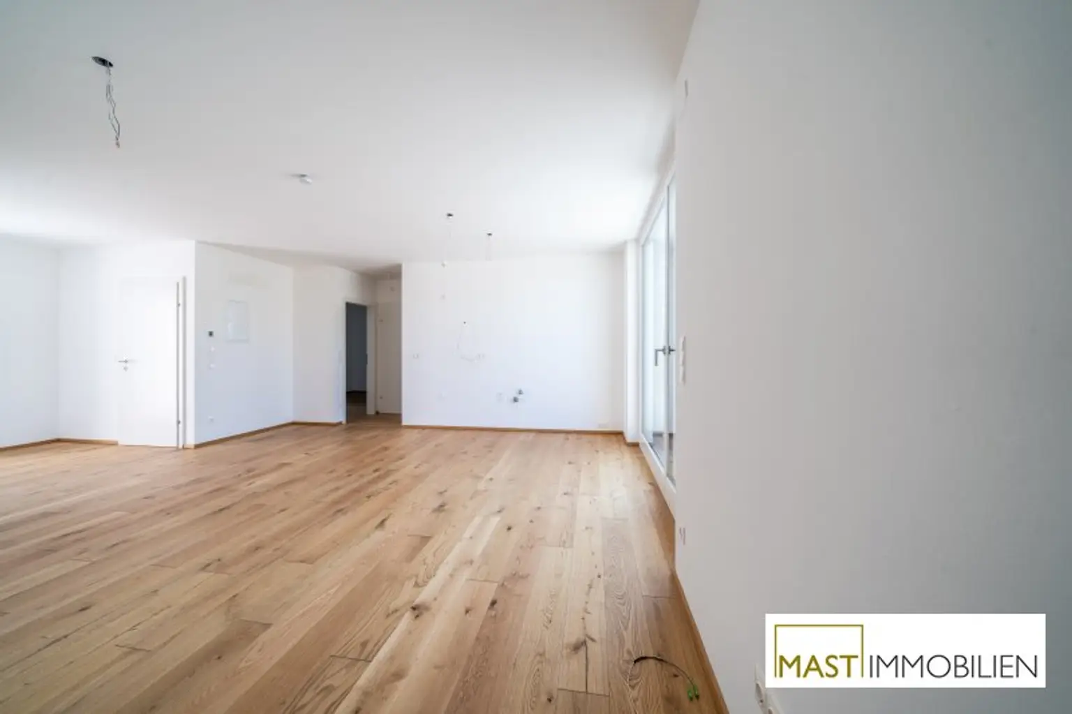 *Sommer 2025* Einzigartigen Dachgeschosswohnung mit rund 50 qm Dachterrasse/Gründach mit uneingeschränktem Blick auf den See!