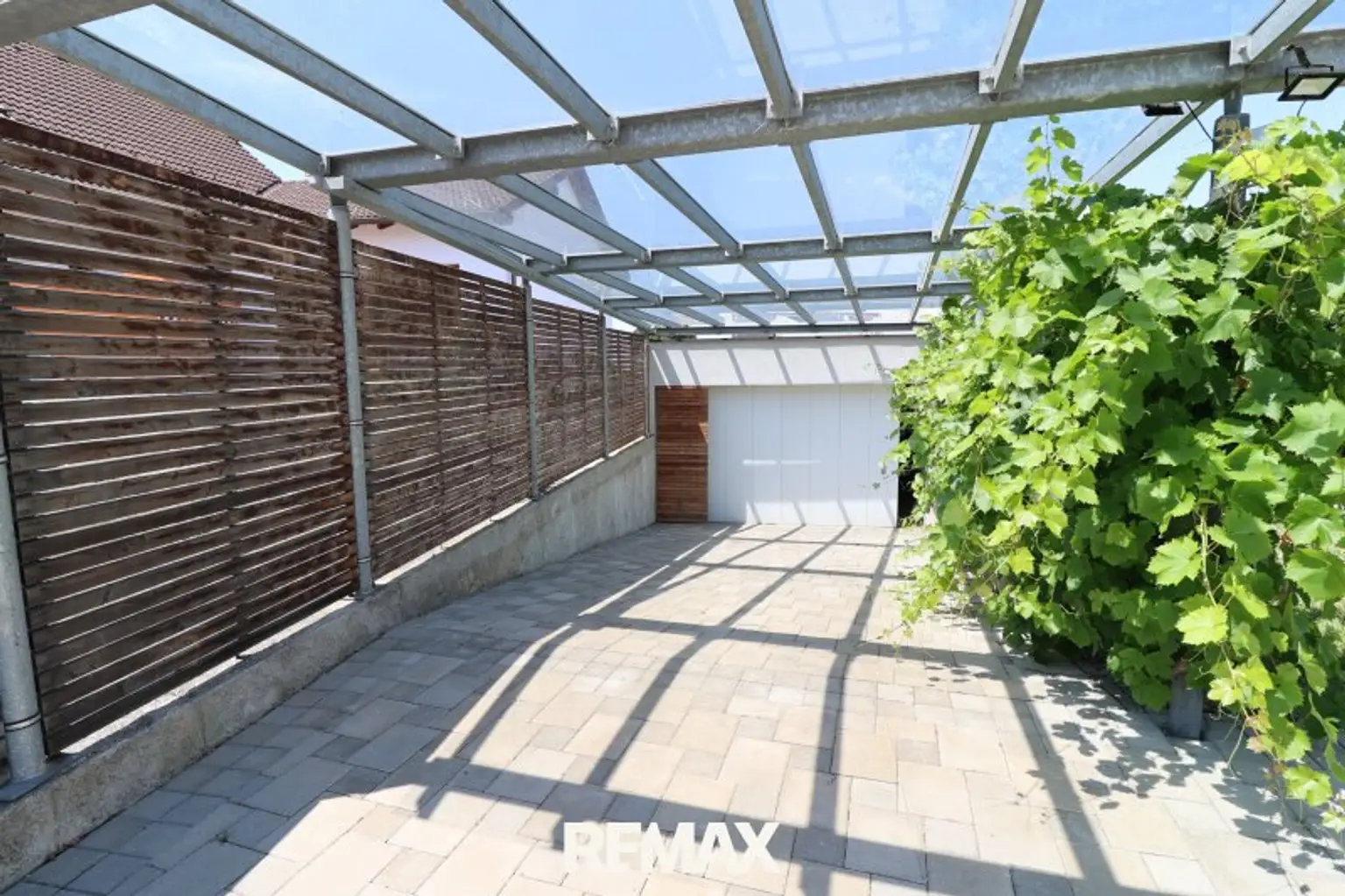Garagenzufahrt