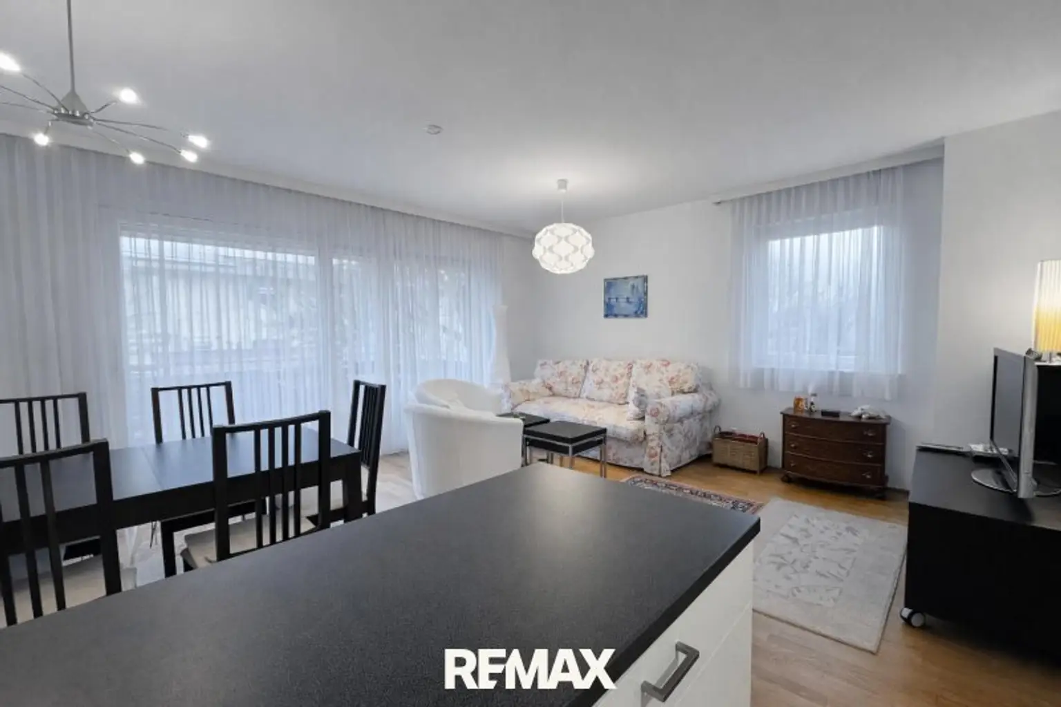 Blick in Wohnzimmer