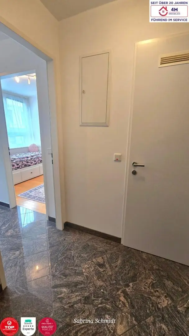 Moderne Maisonette mit 3 Zimmern, optionalen Garagenplatz & französischen Balkon in 1090 Wien (AKH) -hell, zentral und ruhig*