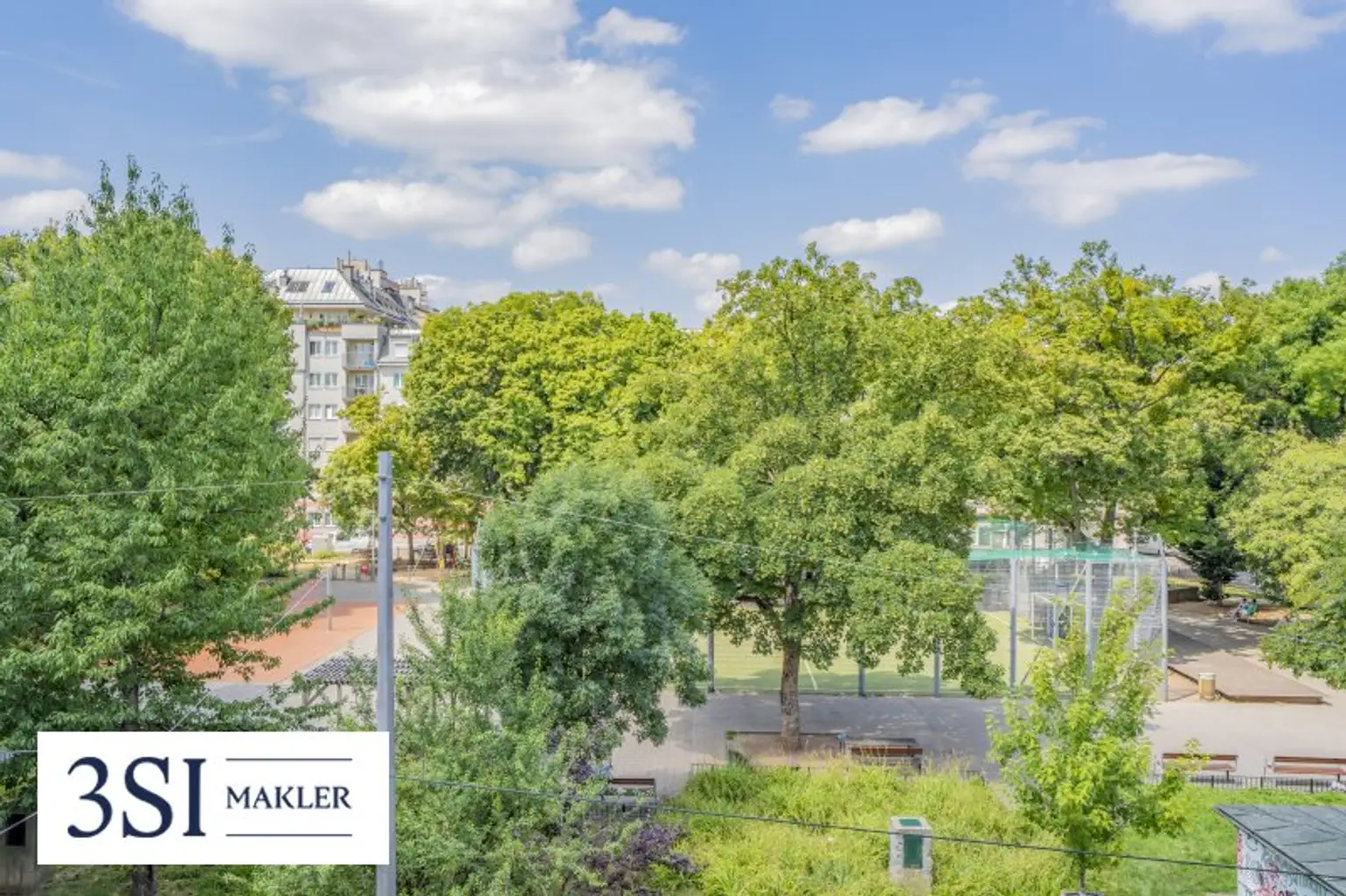 2-Zimmer-Wohntraum mit Blick ins Grüne – Altbauflair am Laubepark