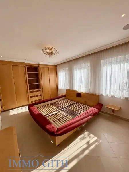 GROSSZÜGIGE DOPPELHAUSHÄLFTE IN GRÜNRUHELAGE MIT WIENBLICK IN MARIA ENZERSDORF ZU MIETEN!