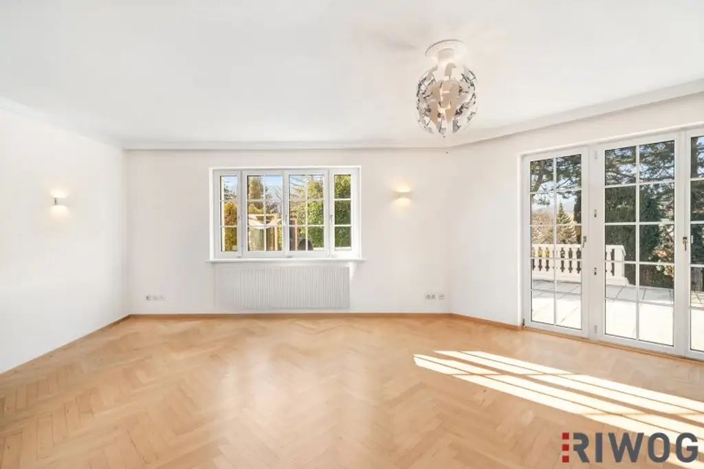 Private Estate Villa mit Fernblick | Privatwald | Virtual Tour | 4.200m2 Garten |  25 min. in den 1. Bezirk | Pool & Sauna
