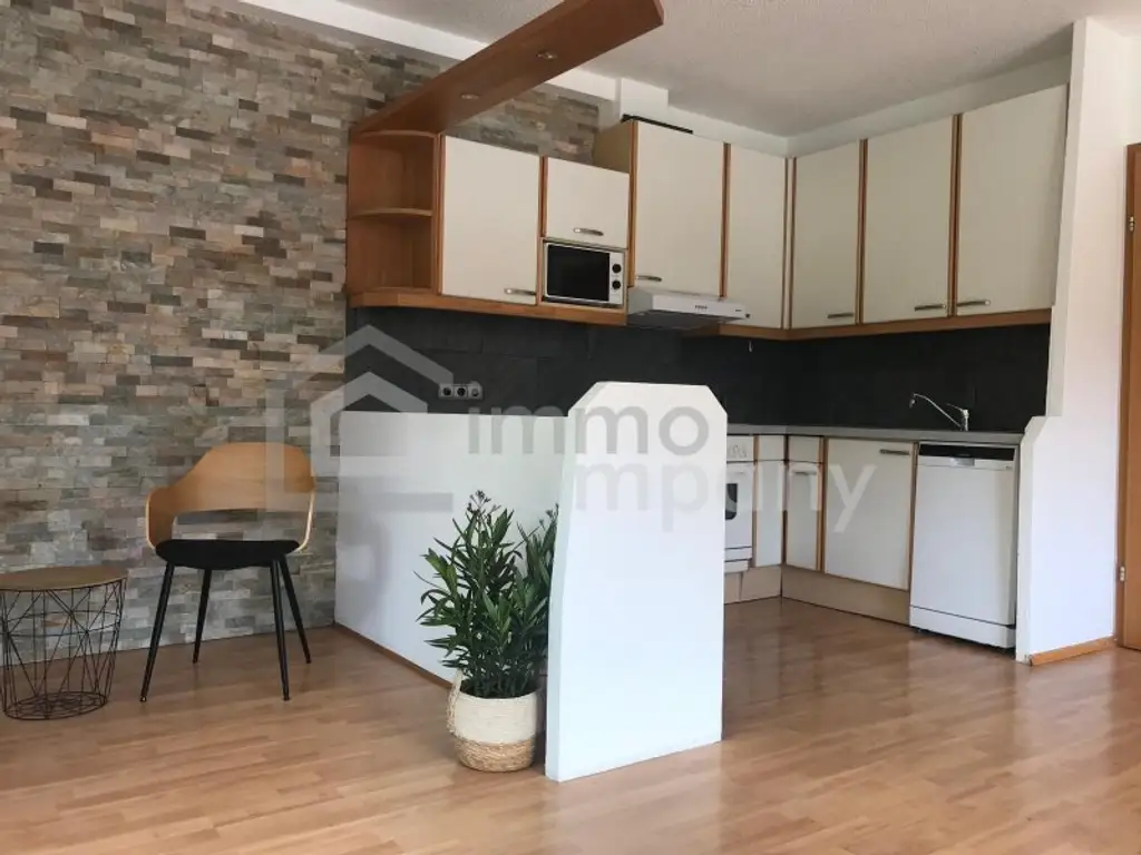 Terrassenwohnung mit guter Ausstattung und Tiefgaragenplatz in JENBACH