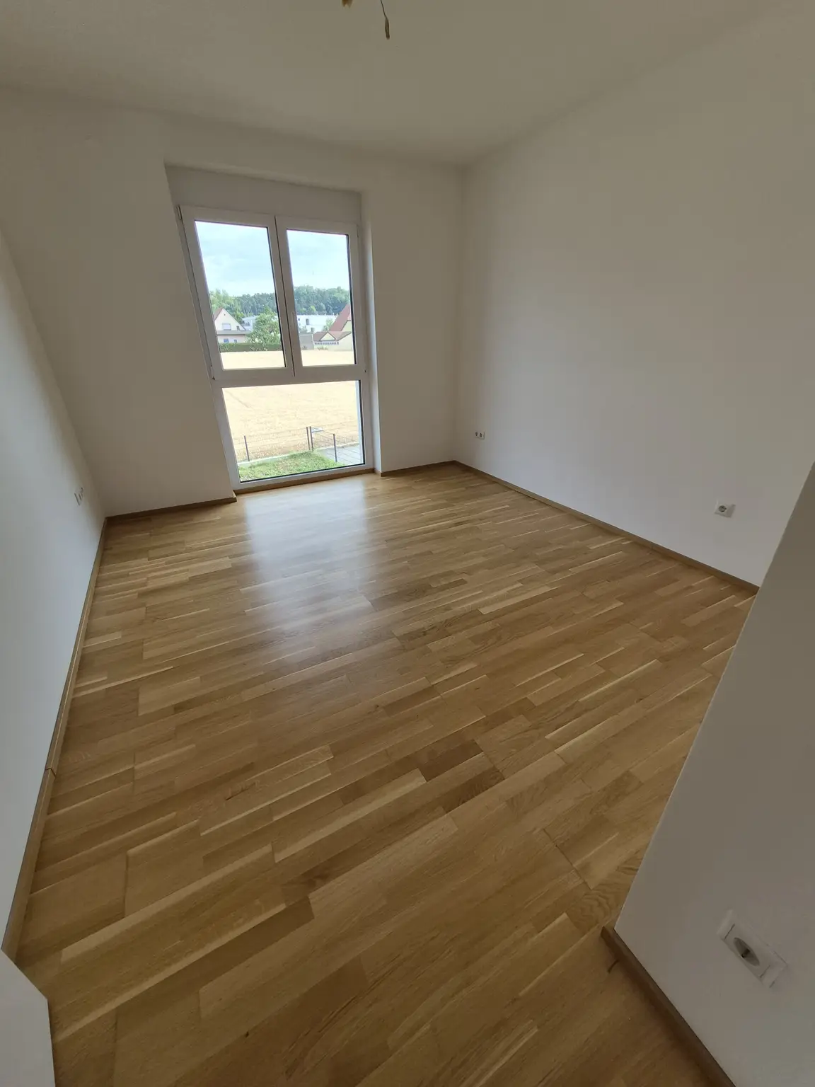 Neubau: Südostseitige ca. 76 m² 3-Zimmer-Wohnung mit Balkon