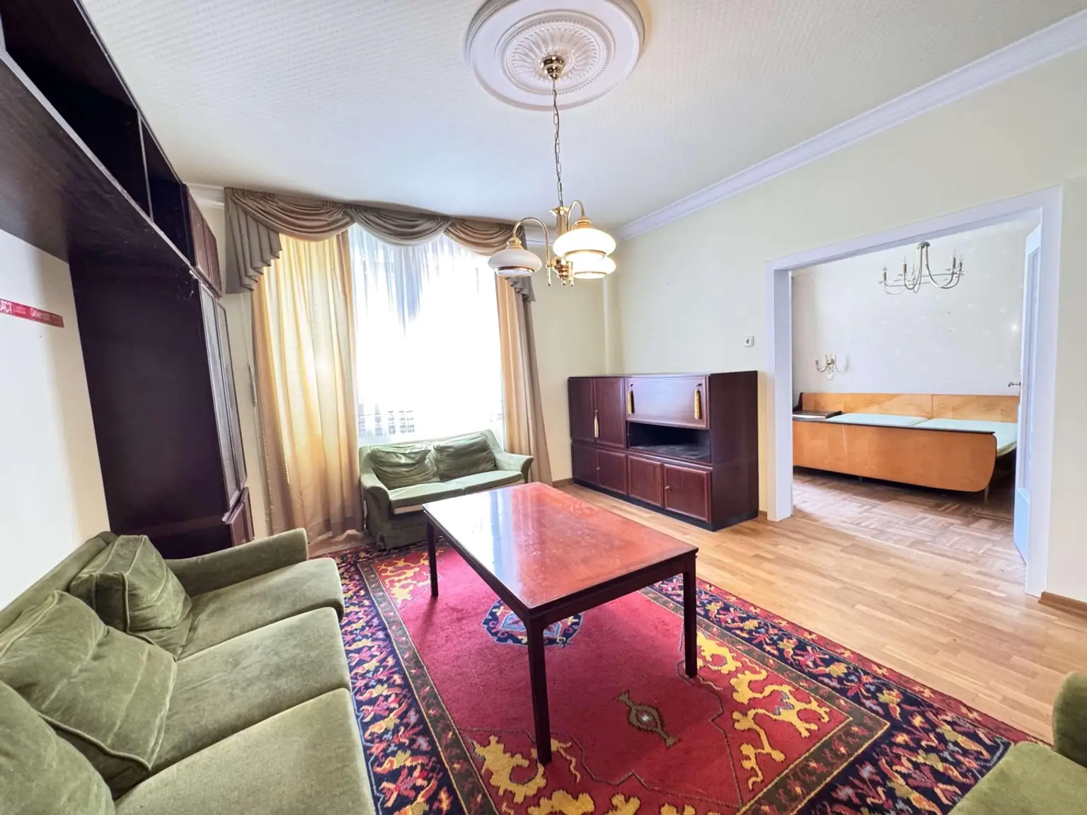 EFH 3481 Fels-Wohnzimmer