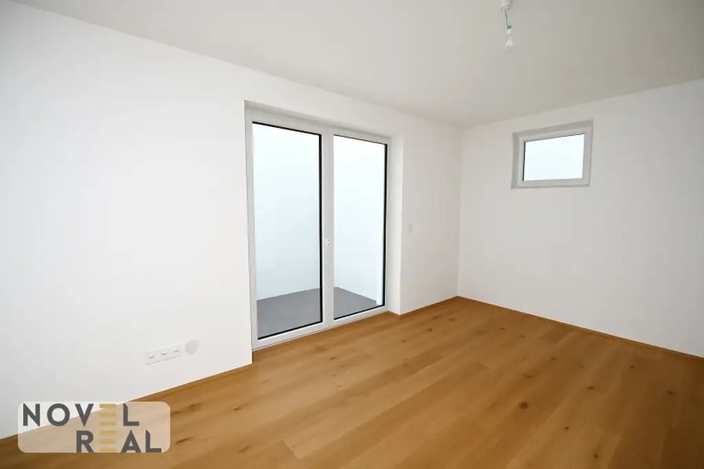 SCHLÜSSELFERTIGES ECKREIHENHAUS - 136 m² - ZIEGELMASSIV - AUF EIGENGRUND - UNVERBAUTER FERNBLICK