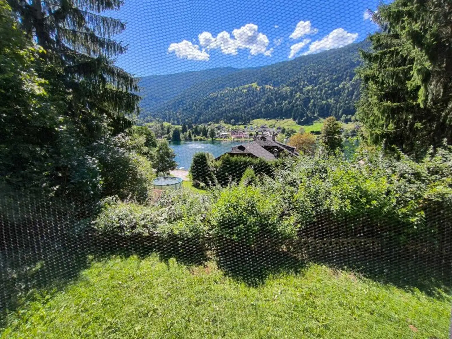 Einmalige Gelegenheit – Uriges Ferienhäuschen in traumhafter Naturlage mit Panoramablick auf den Afritzer See und privaten Seezugang