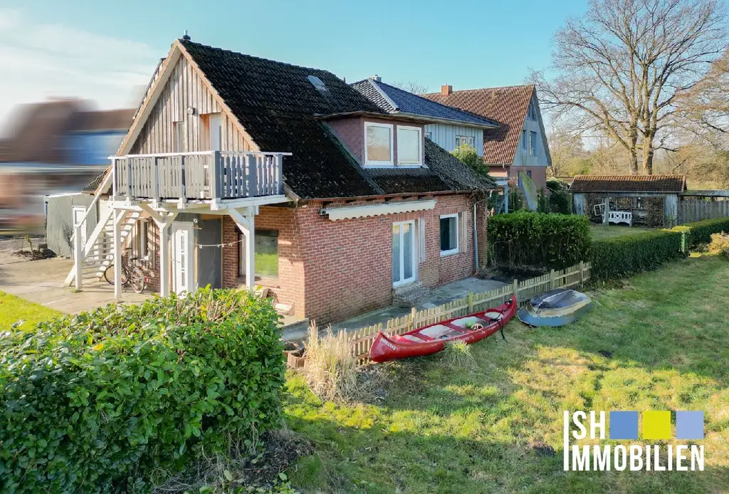 RESERVIERT! Einfamilienhaus mit Einliegerwohnung und Blick in die Schwingewiesen