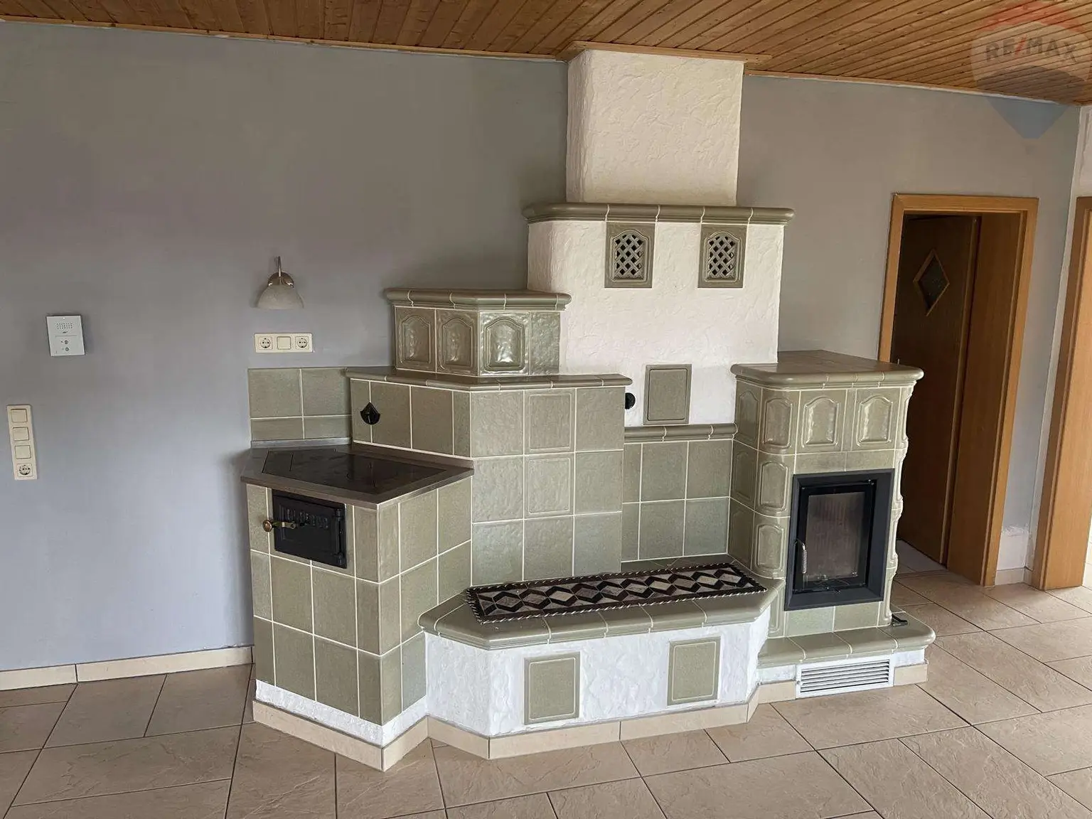 K1600_2025-08-23 11.12