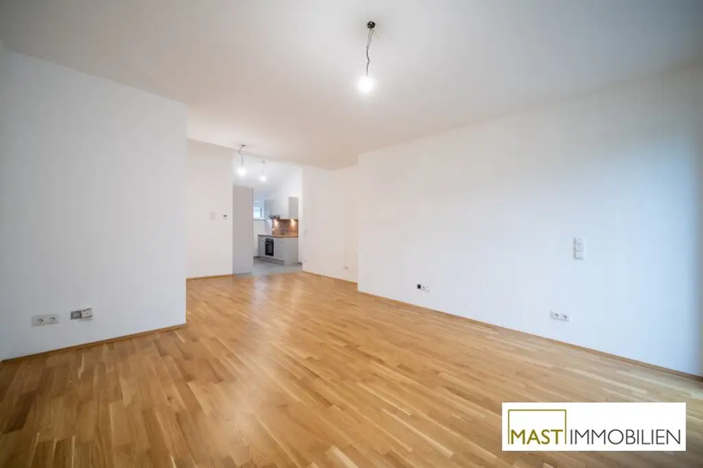 Frisch verfügbar: 3-Zimmer-Wohntraum mit Balkon in Breitenlee