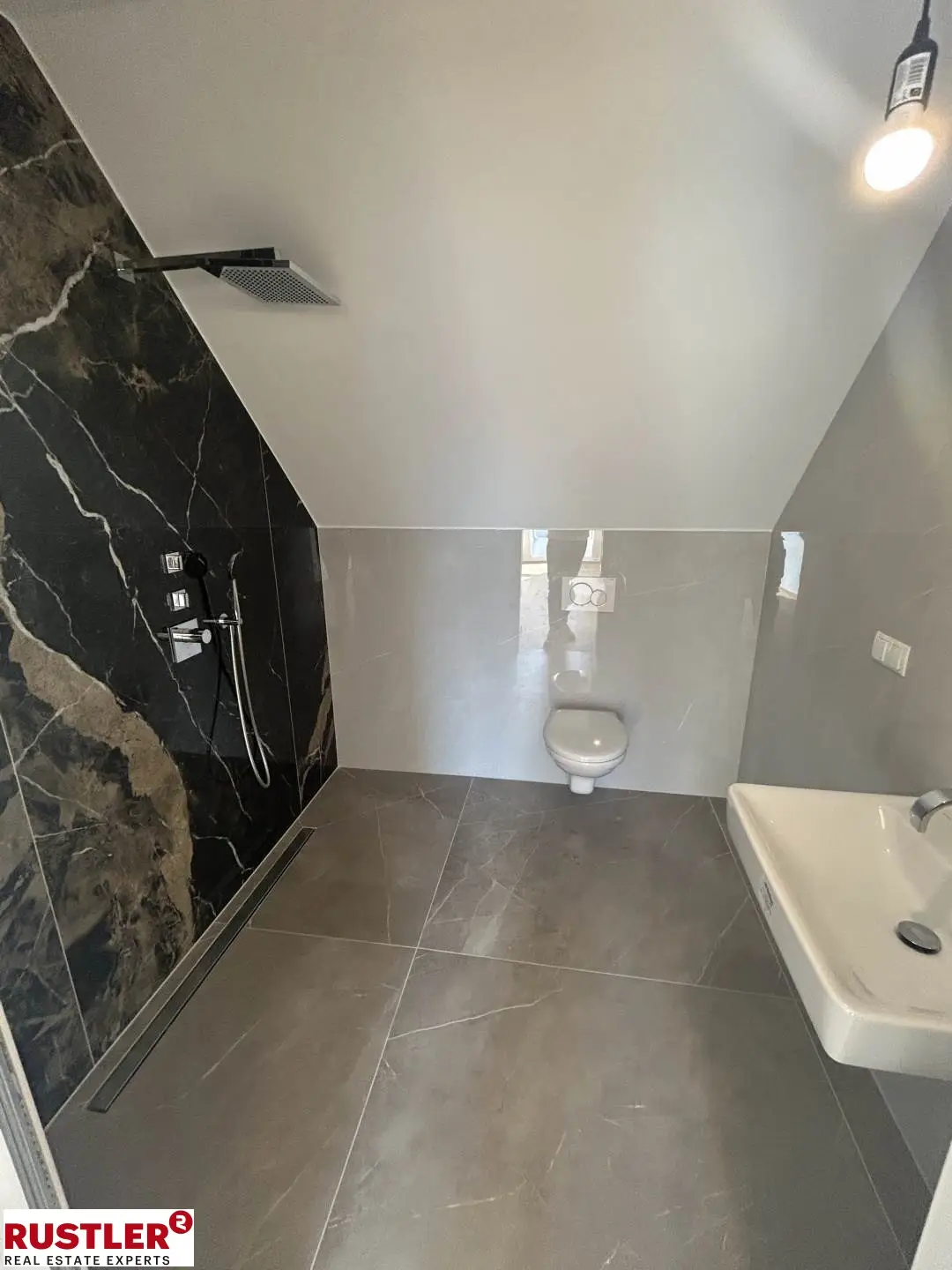 20250820_133929538_i